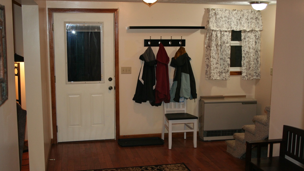 Photo of Bedroom in Inlet
