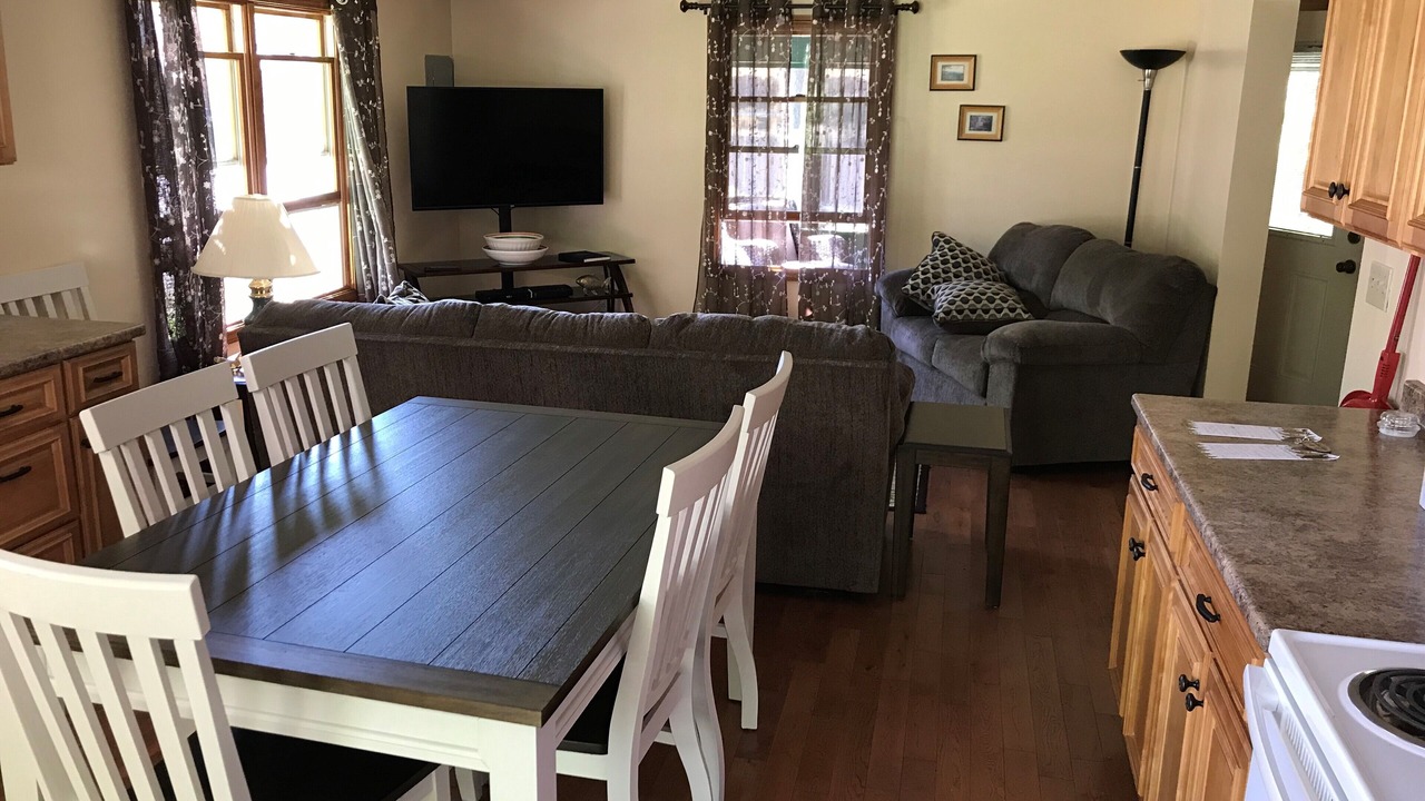 Photo of Livingroom in Inlet