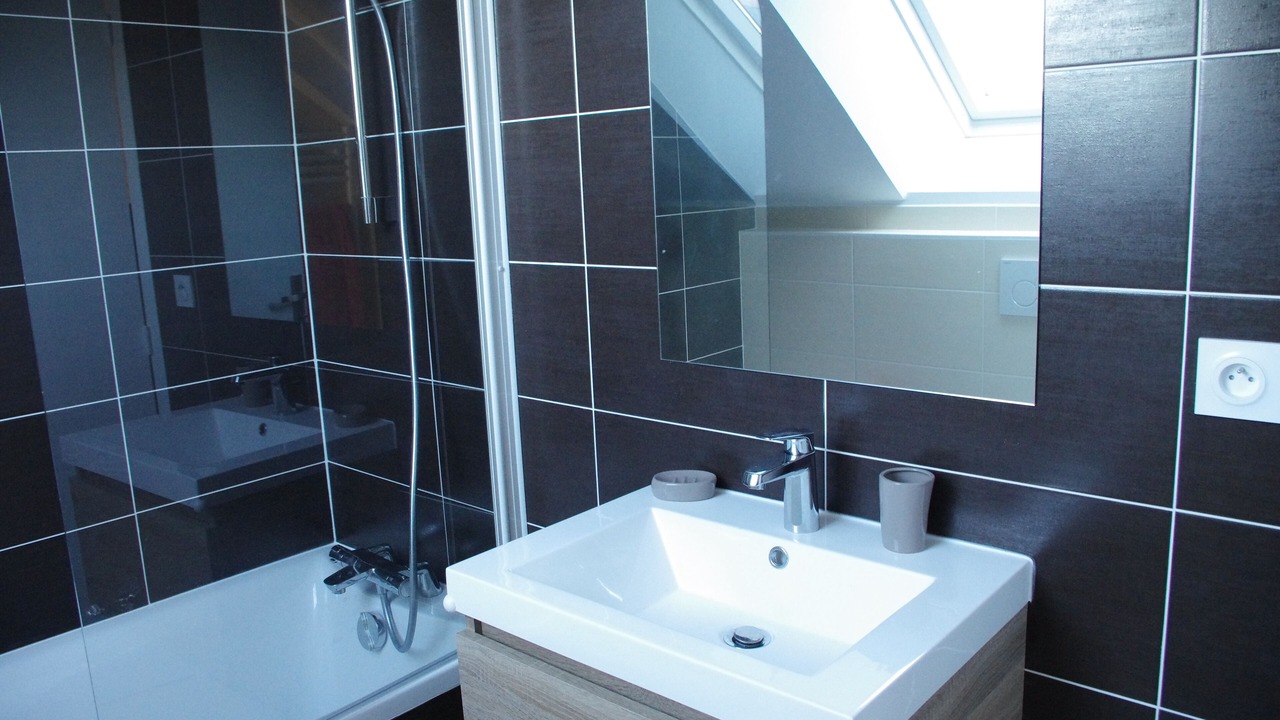 Photo of Bathroom in Taden