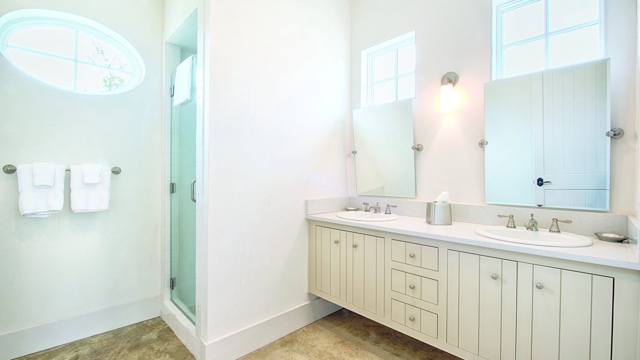 Photo of Bathroom in Ingram