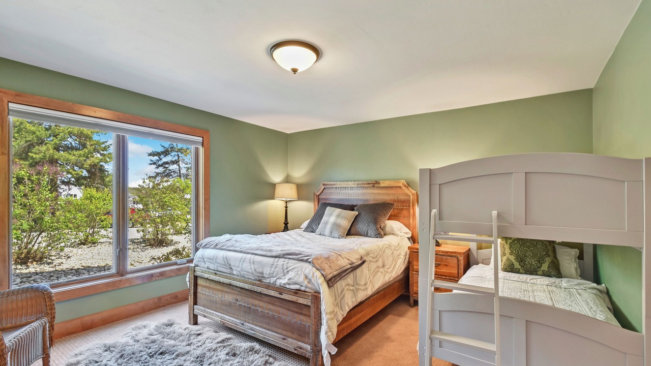 Photo of Bedroom in Fish Creek