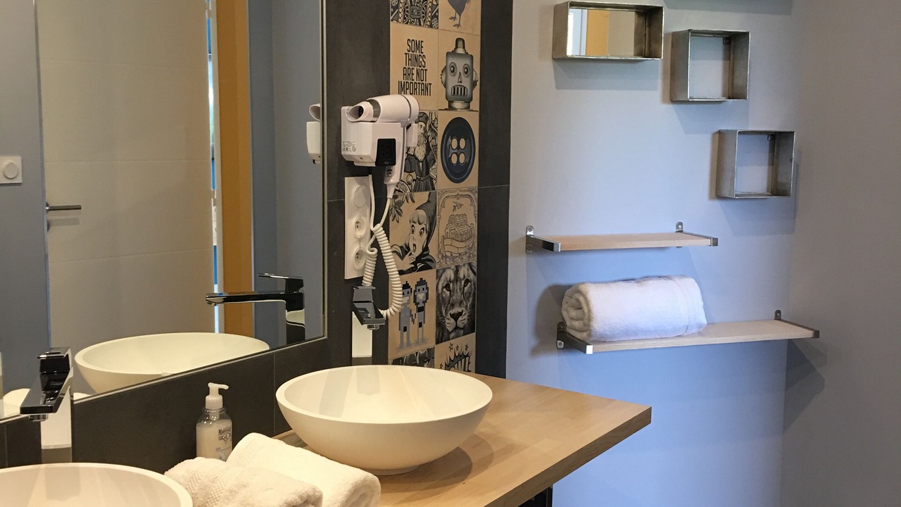 Photo of Bathroom in Barneville-Carteret