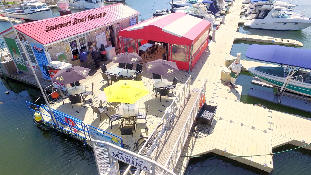 Photo of Outdoor in Queens Square