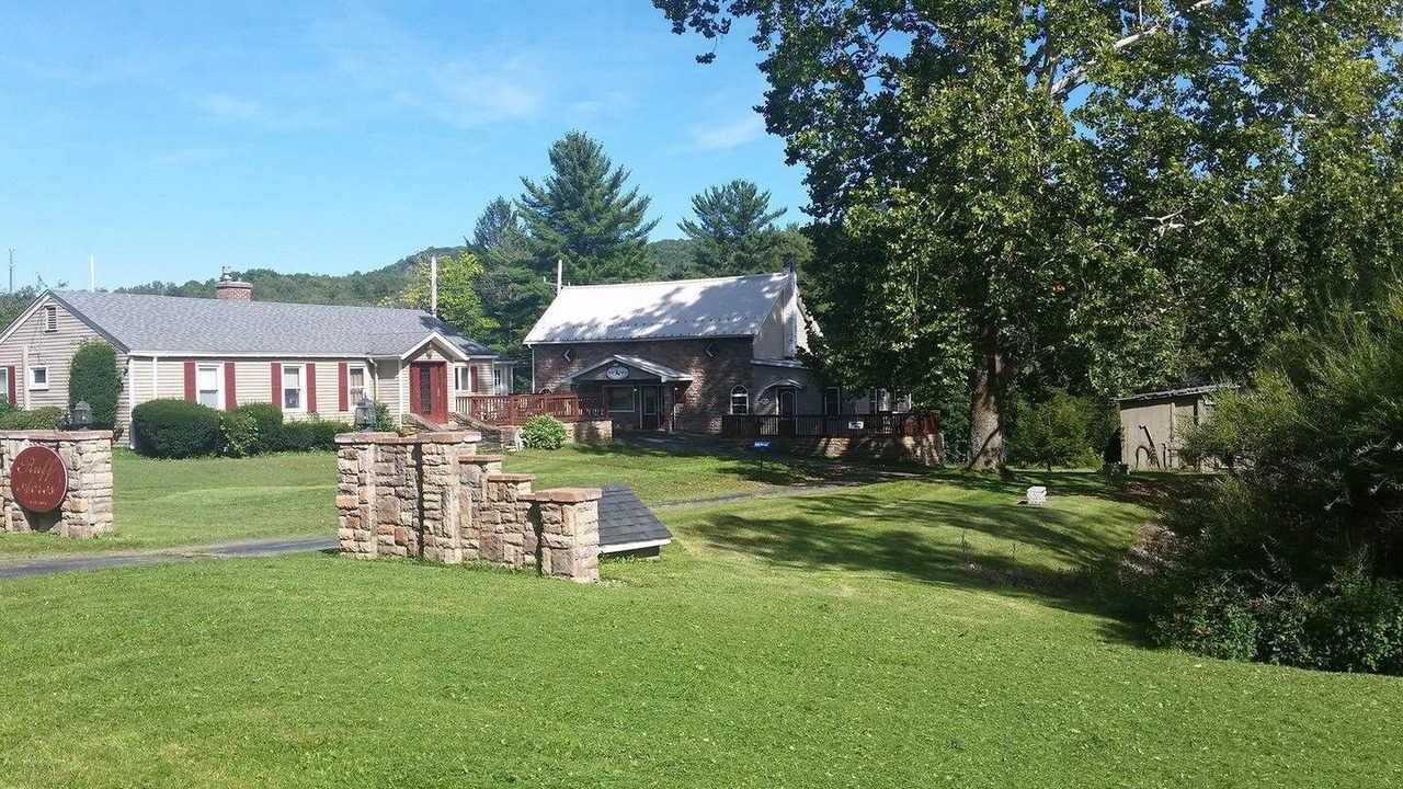 Photo of Outdoor in Russell