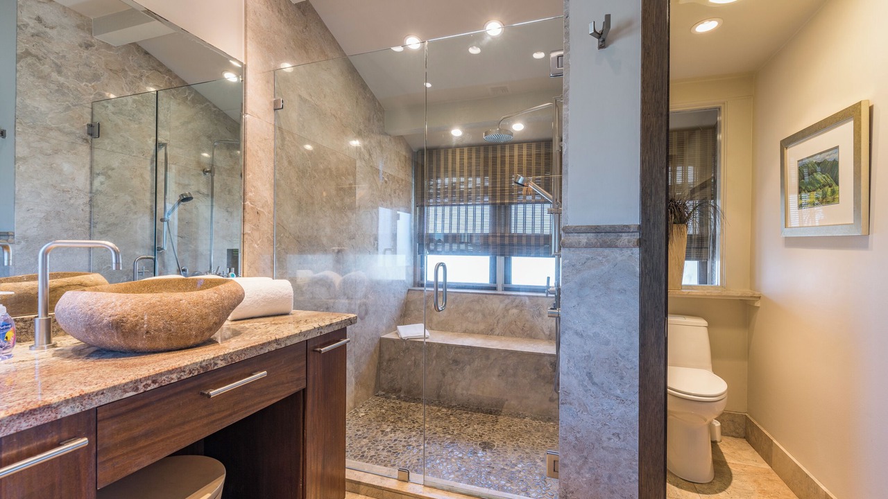 Photo of Bathroom in Napili