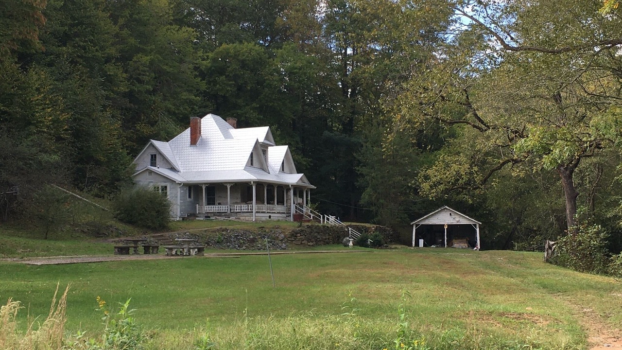 Photo of Outdoor in Lake Lure