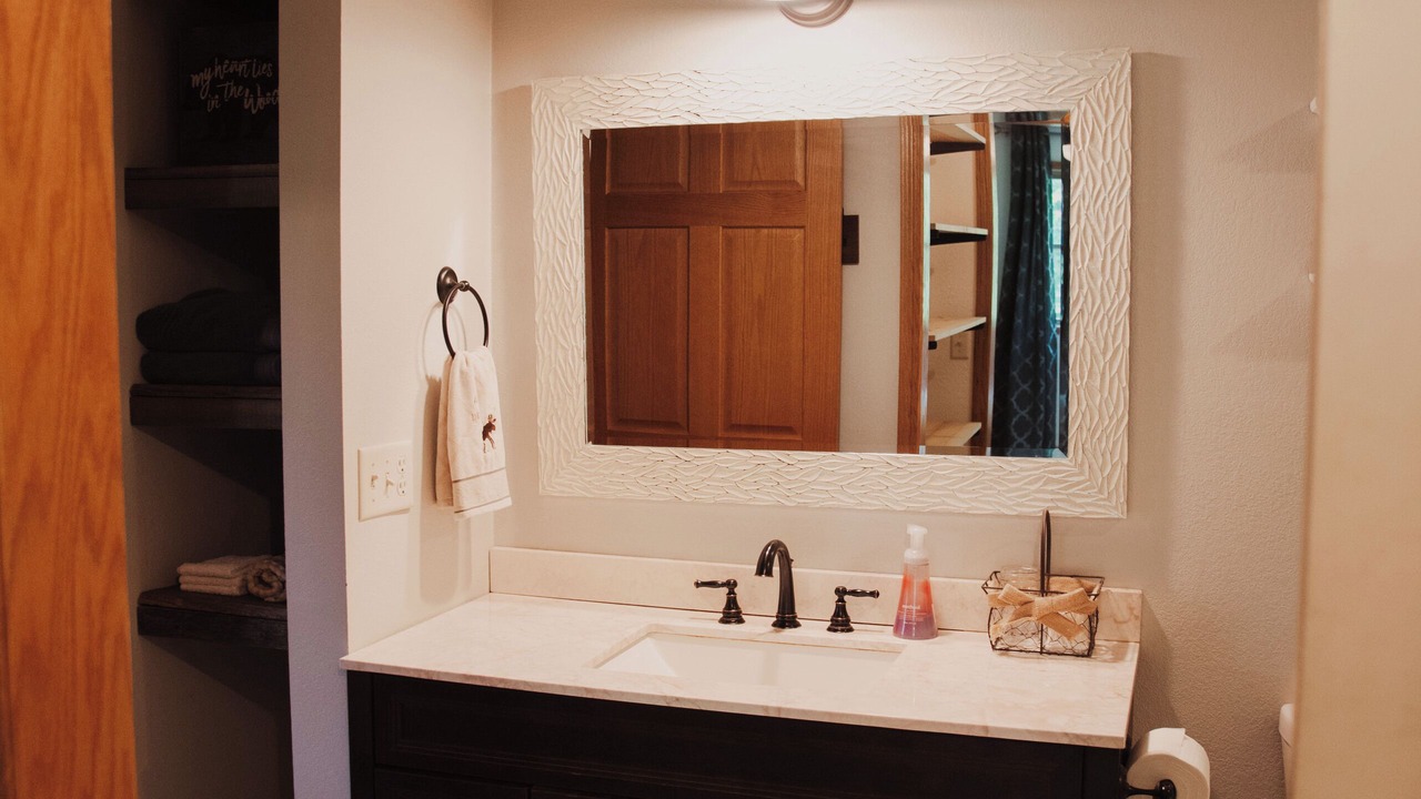 Photo of Bathroom in Lansing