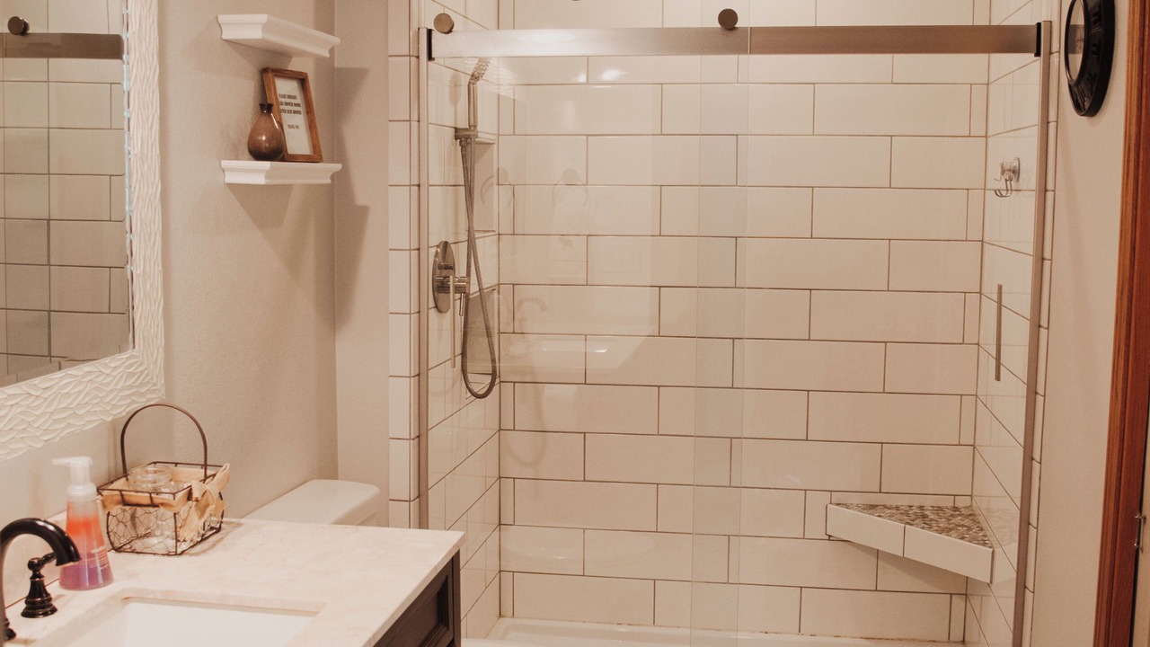Photo of Bathroom in Lansing