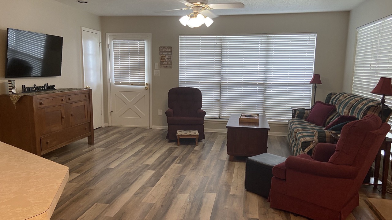 Photo of Livingroom in Coldspring