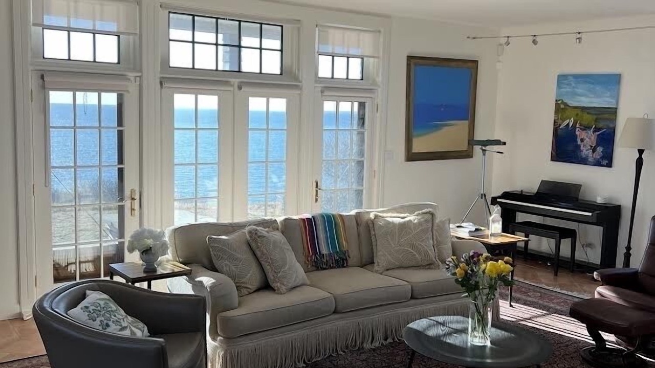Photo of Livingroom in Wellfleet