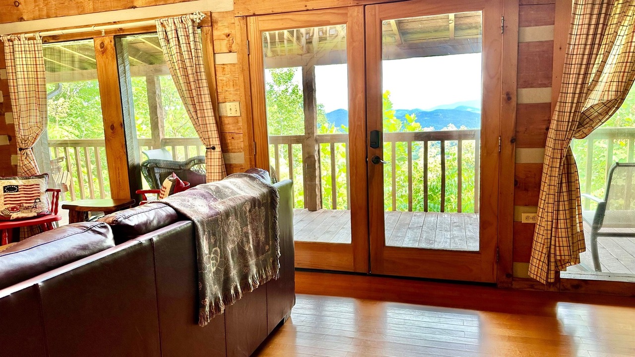 Photo of Livingroom in Sevierville
