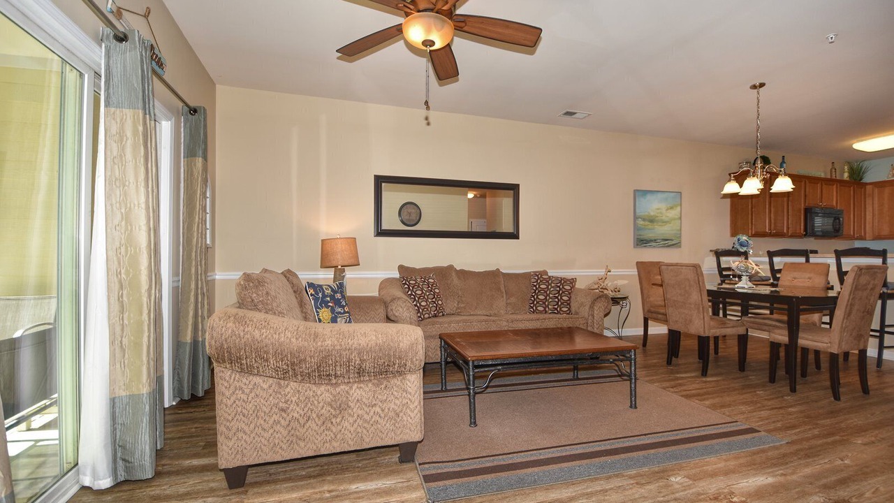 Photo of Livingroom in North Myrtle Beach