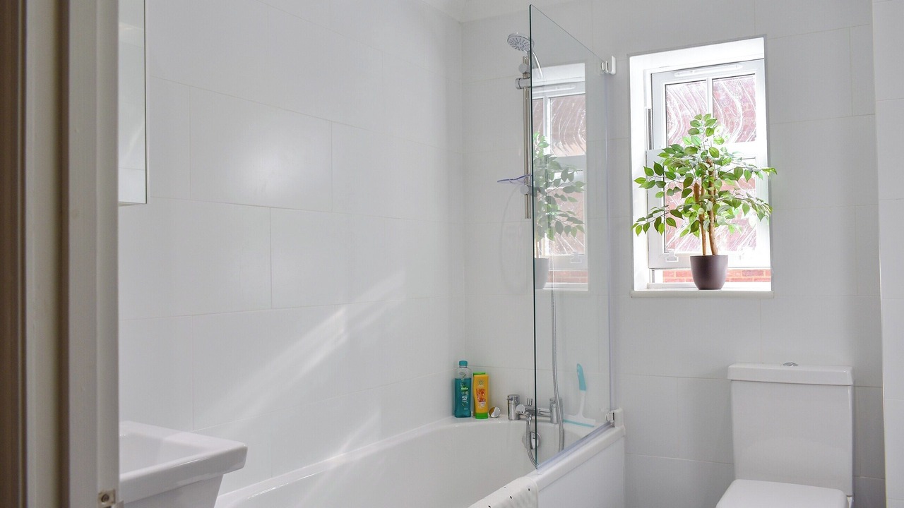 Photo of Bathroom in Leyburn