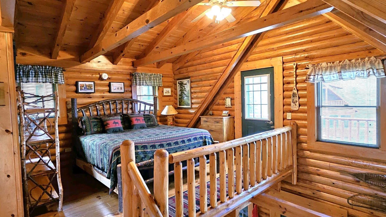 Photo of Bedroom in Cheboygan