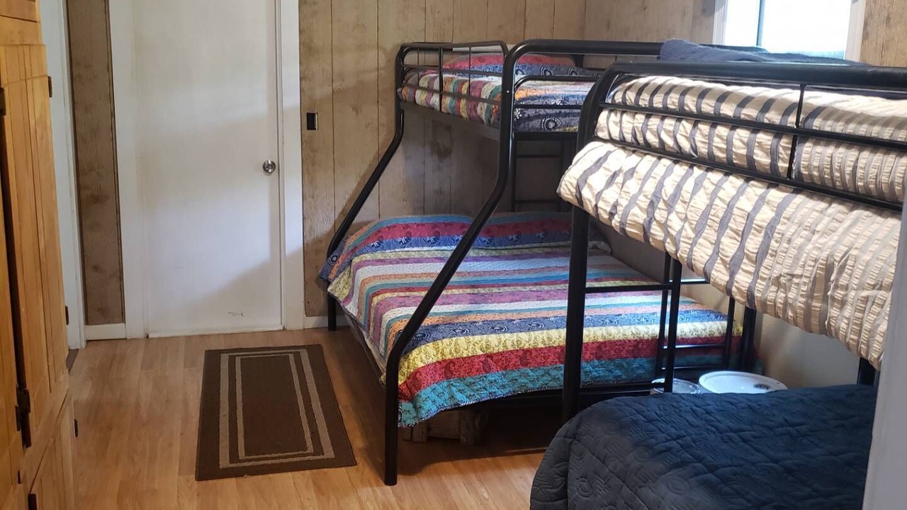 Photo of Bedroom in Gainesboro