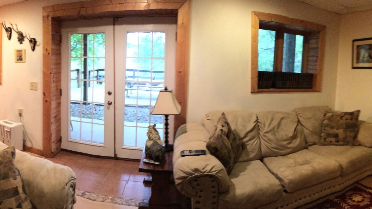Photo of Livingroom in Tellico Plains