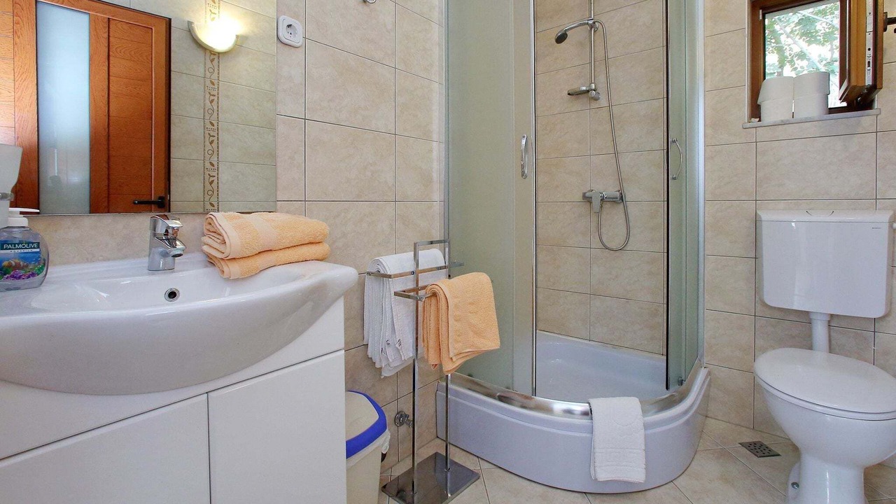 Photo of Bathroom in Starigrad