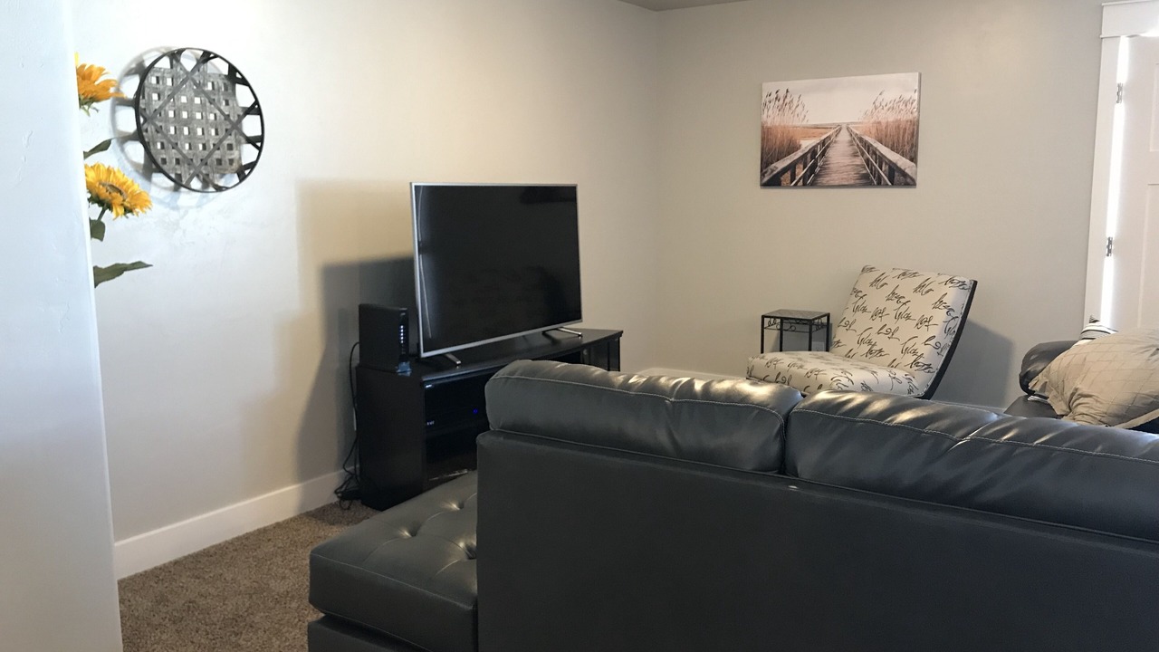 Photo of Bedroom in Hyrum