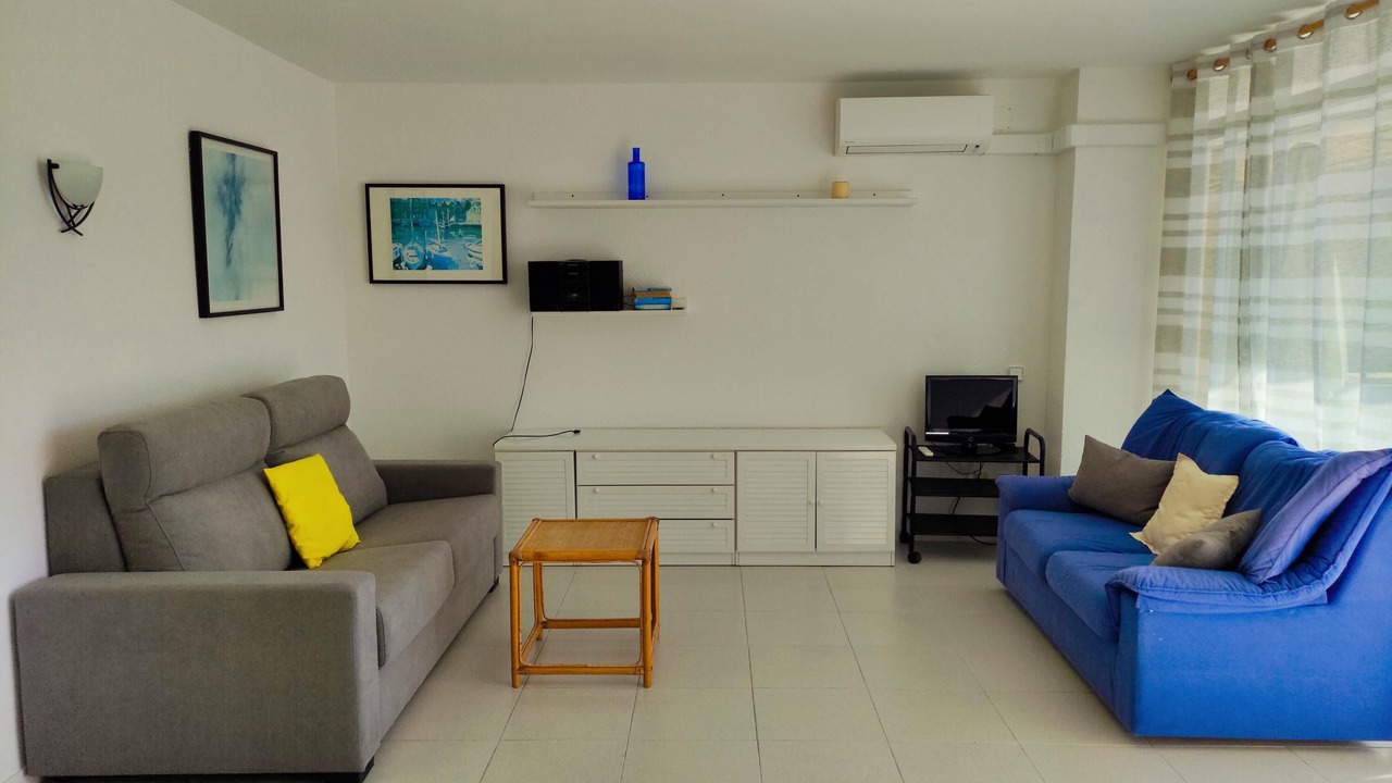 Photo of Livingroom in Tamariu