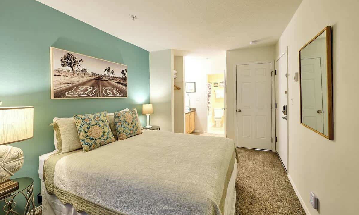 Photo of Others in Lincoln City