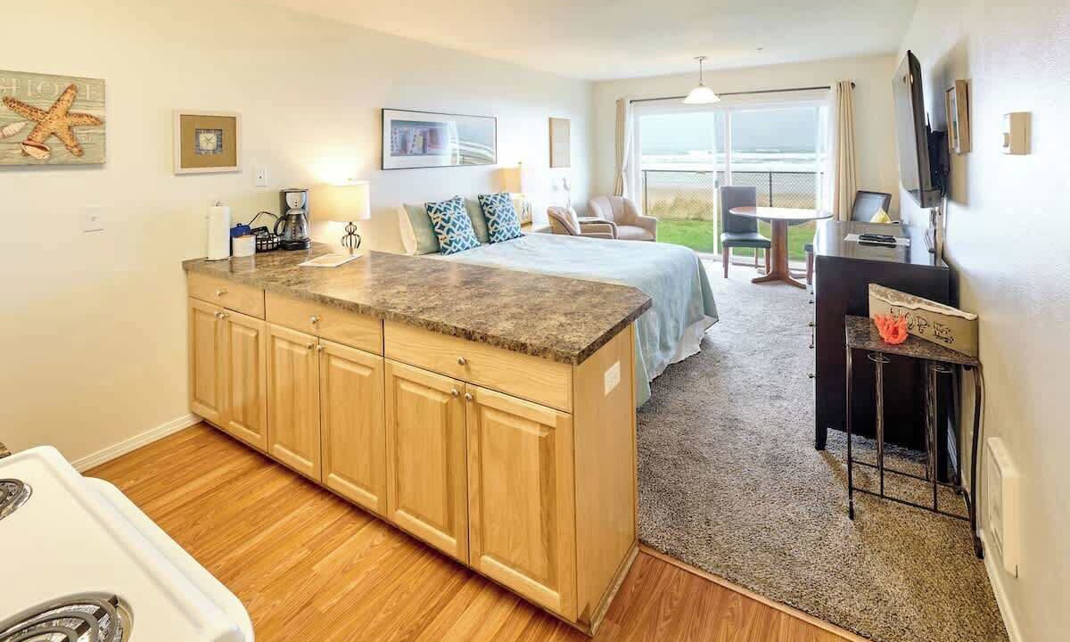 Photo of Bedroom in Lincoln City
