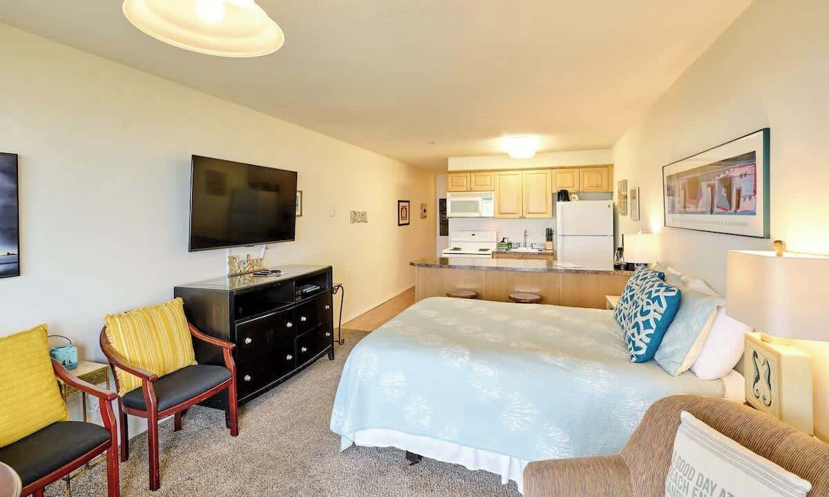 Photo of Others in Lincoln City