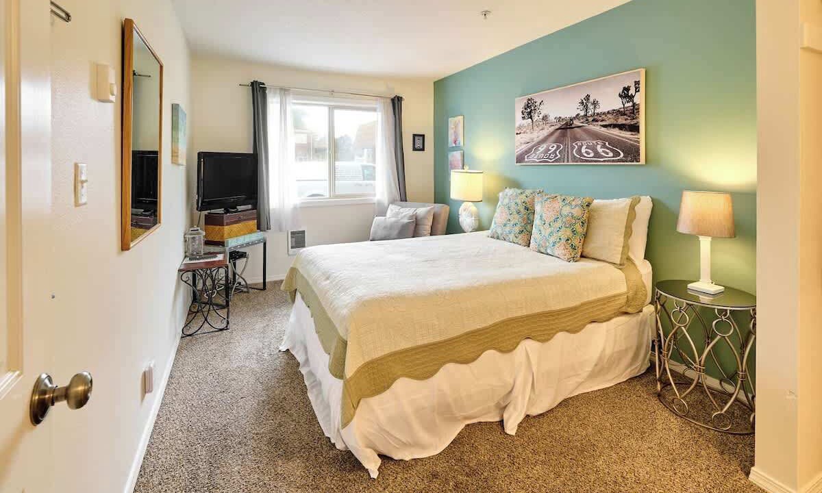 Photo of Others in Lincoln City