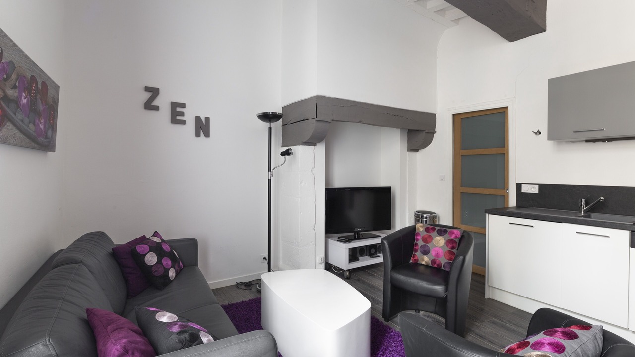 Photo of Livingroom in Centre