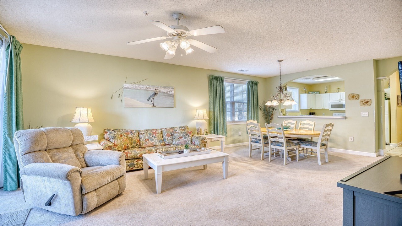 Photo of Livingroom in North Myrtle Beach