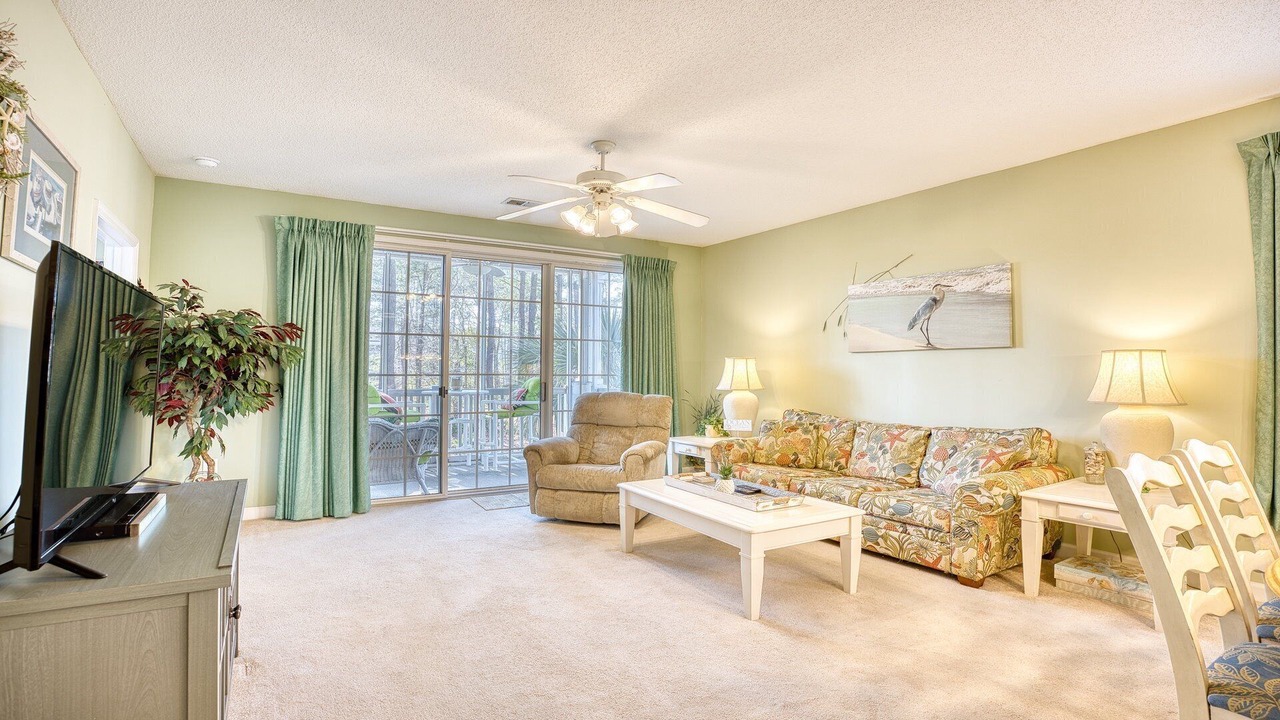 Photo of Livingroom in North Myrtle Beach