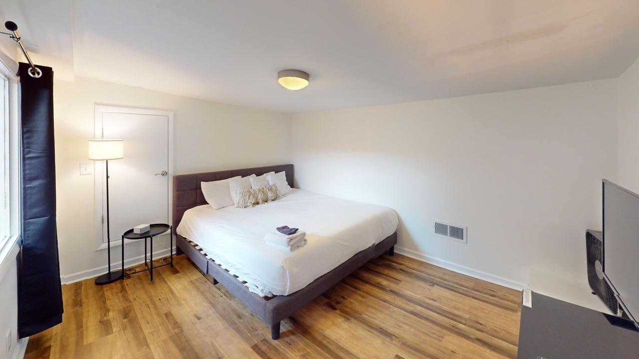 Photo of Bedroom in Downtown Nashville