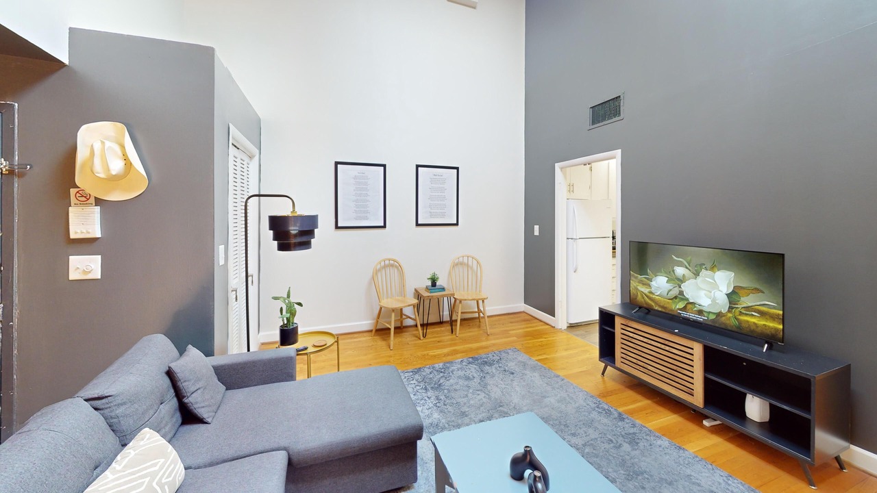 Photo of Livingroom in Downtown Nashville