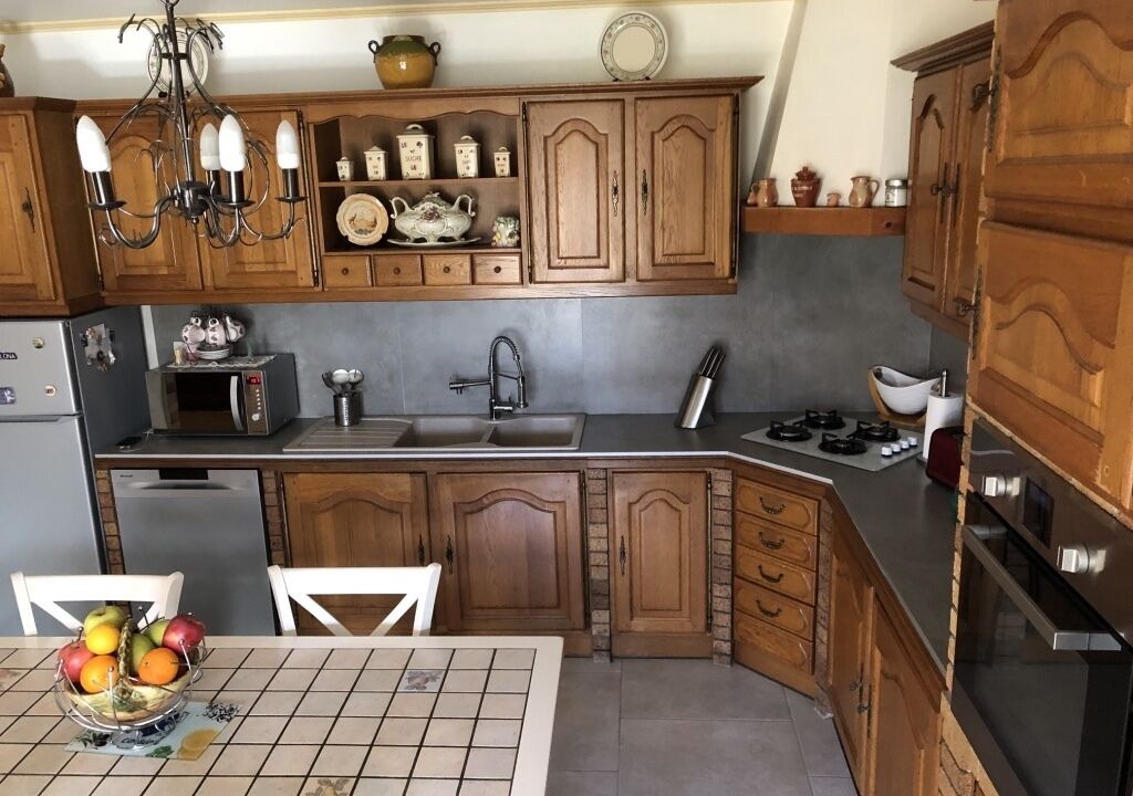 Photo of Kitchen in Montaren-et-Saint-Mediers