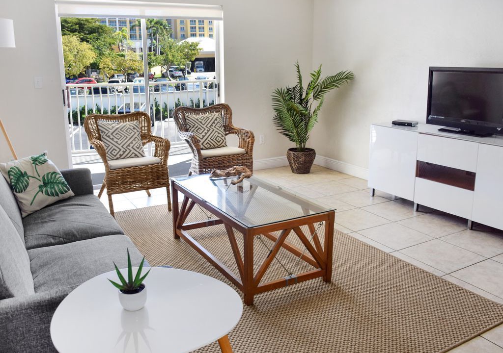 Photo of Livingroom in Key Biscayne