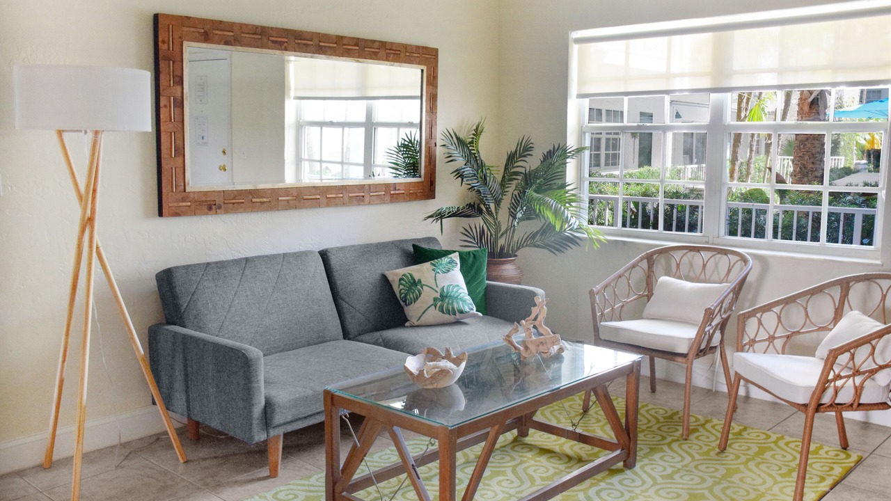Photo of Livingroom in Key Biscayne