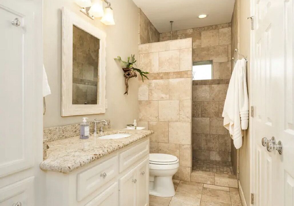Photo of Bathroom in Port Bolivar