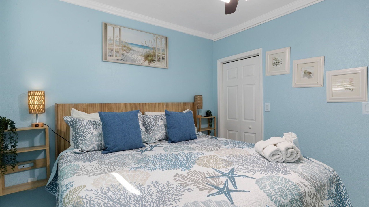 Photo of Bedroom in Bay Esplanade