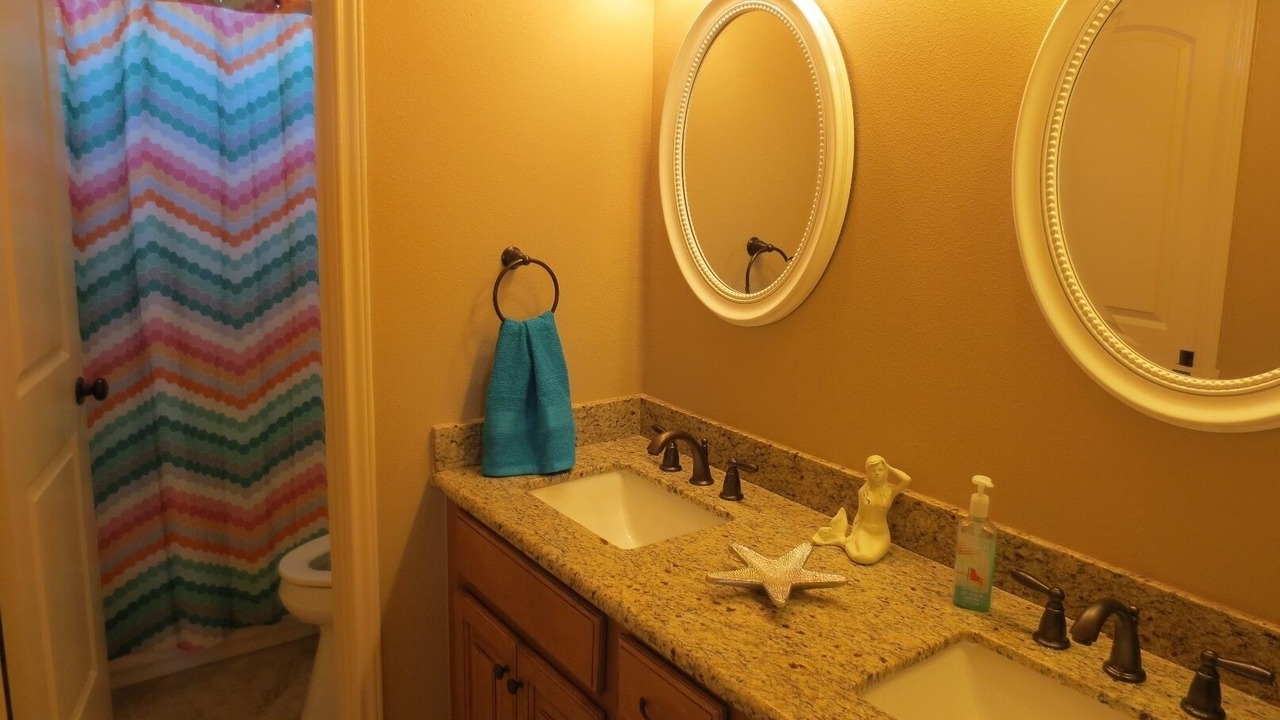 Photo of Bathroom in Surfside Beach