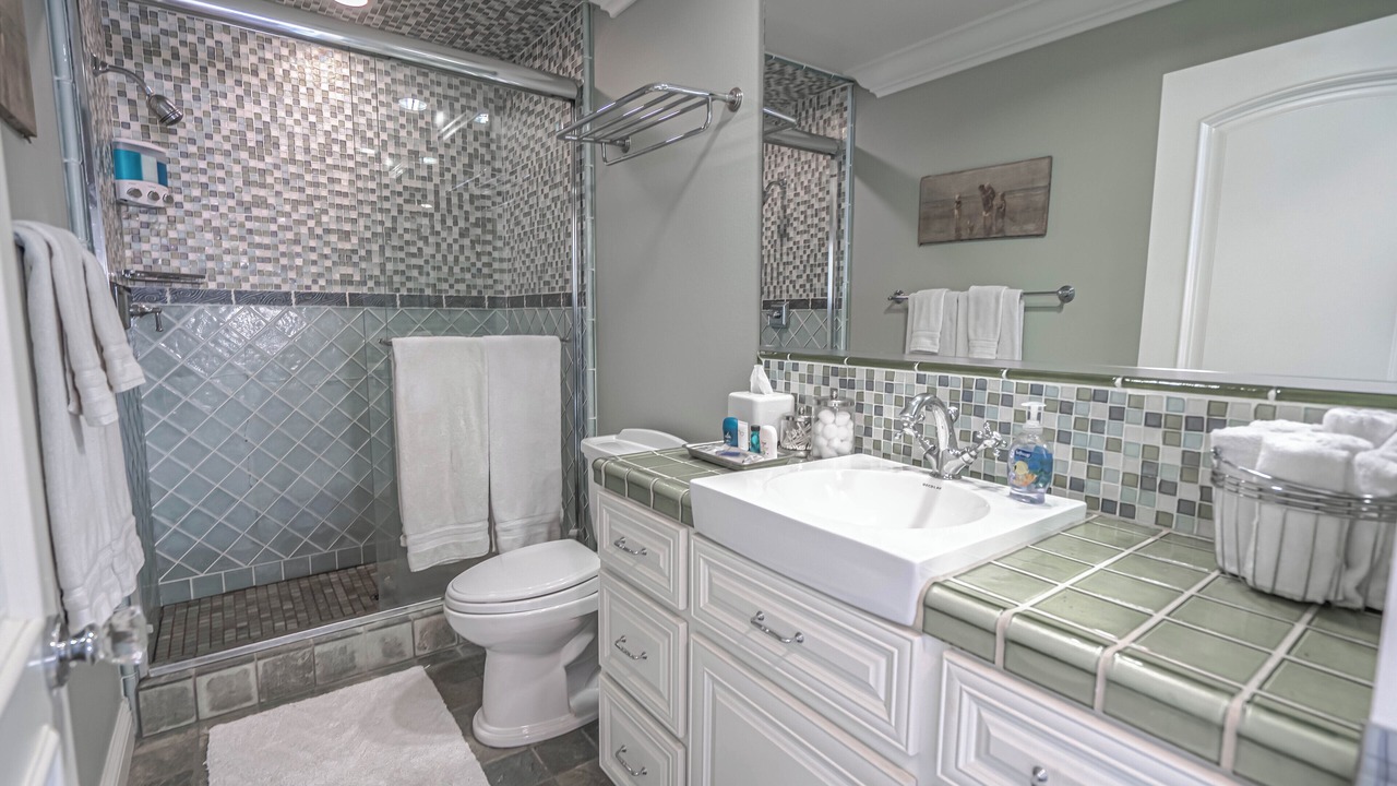 Photo of Bathroom in Huntington Harbour