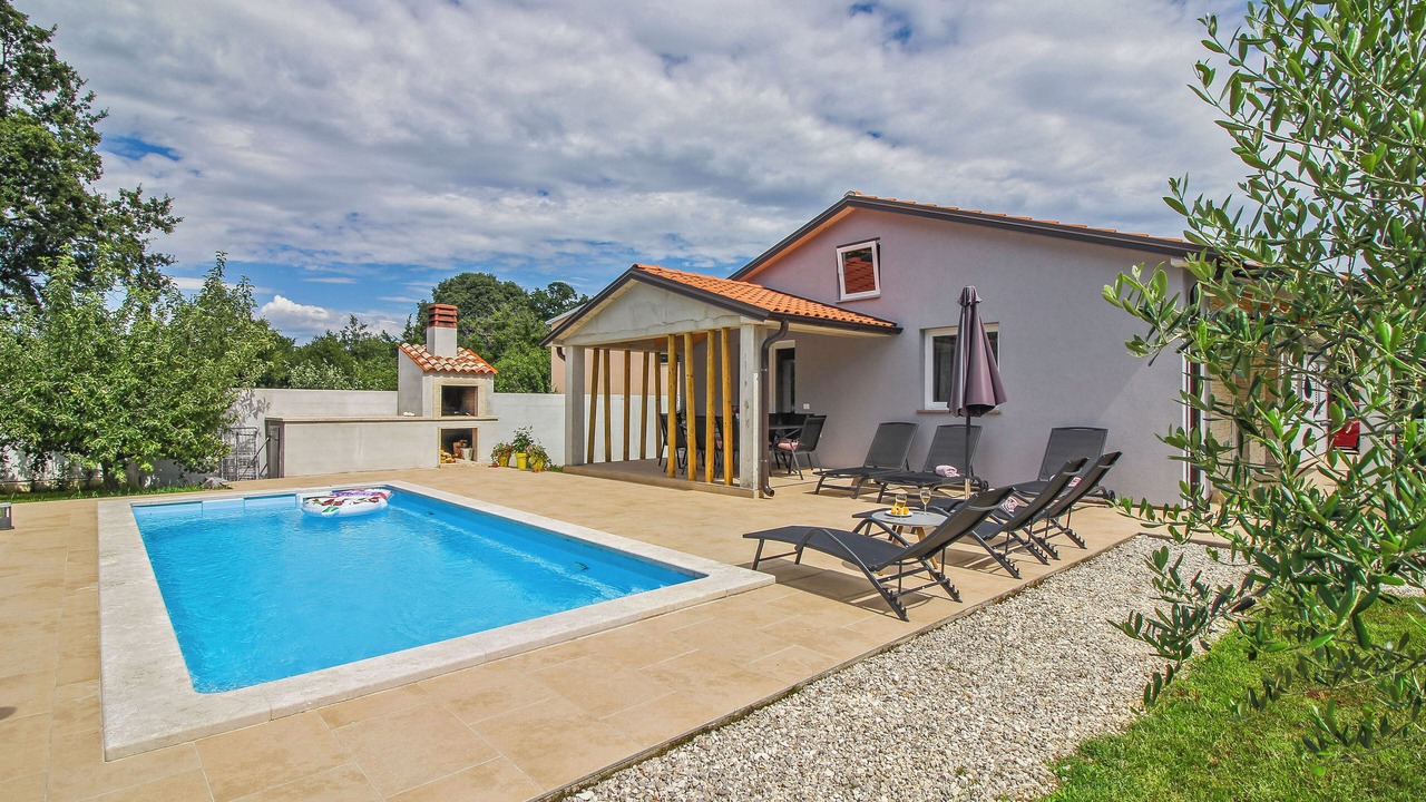 Photo of Outdoor in Pamici
