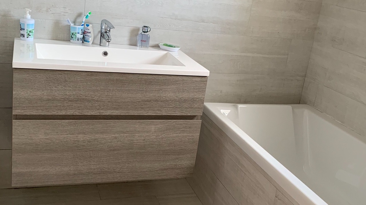 Photo of Bathroom in Castelnau-de-Guers