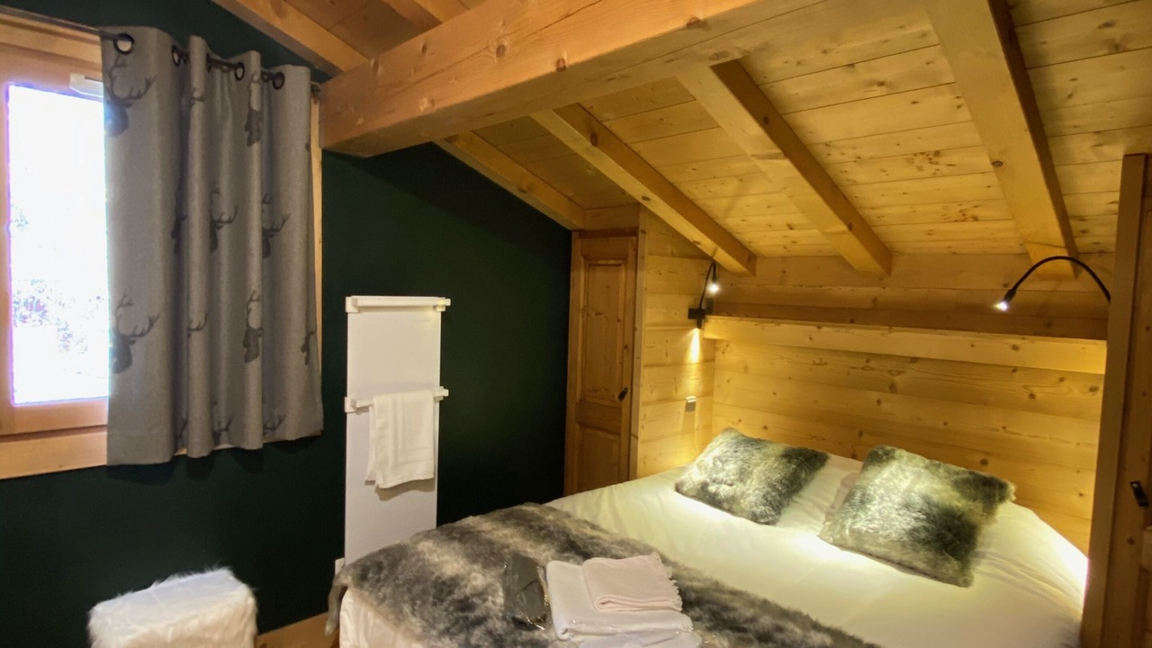 Photo of Bedroom in Megeve