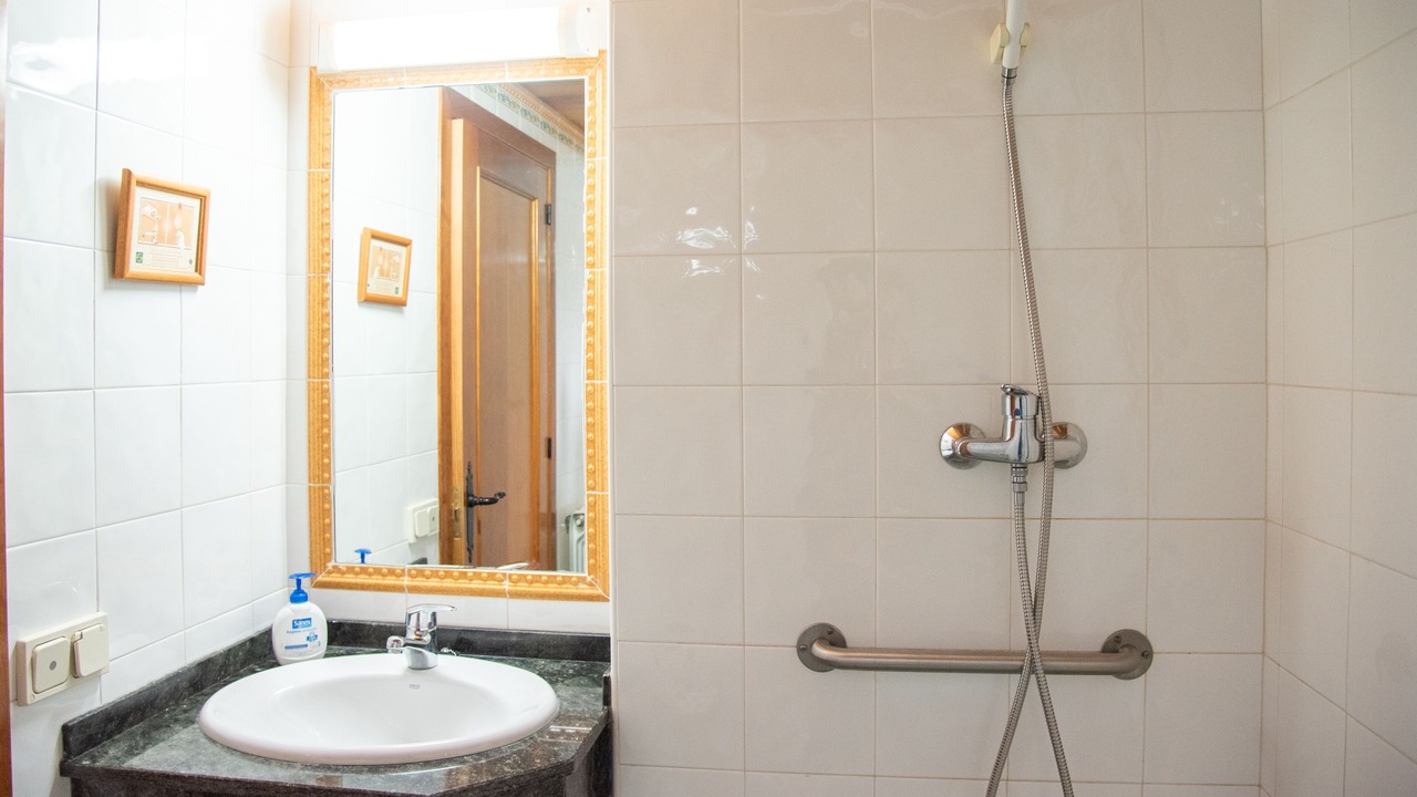 Photo of Bathroom in Llagunes