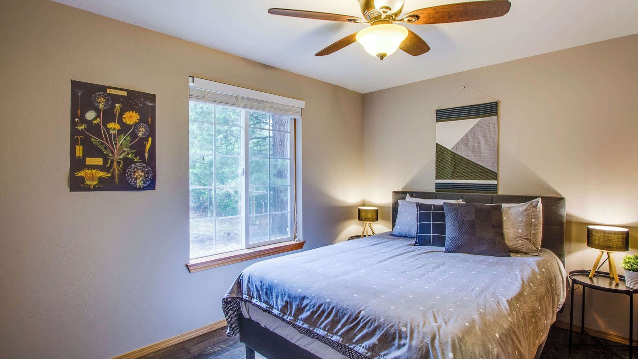 Photo of Bedroom in Three Rivers