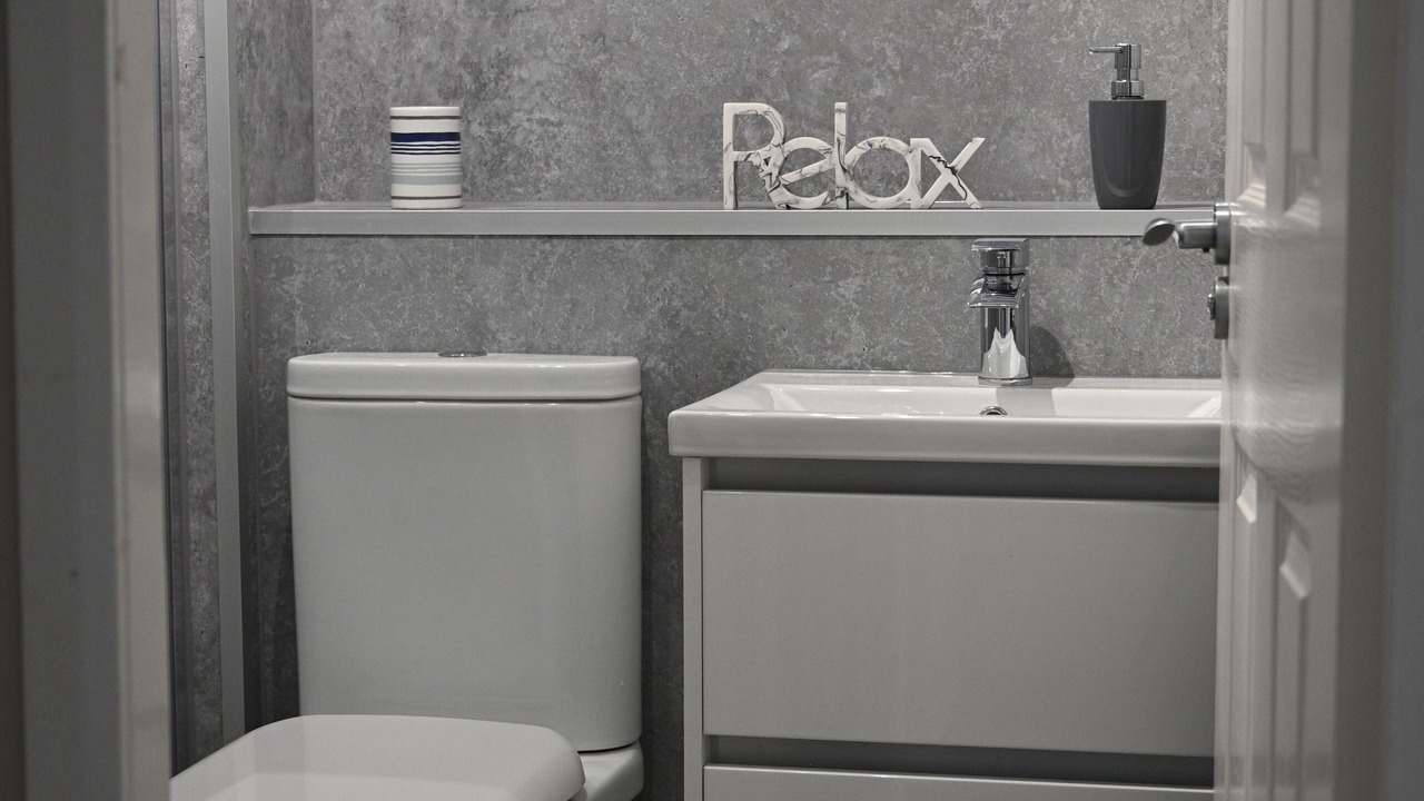 Photo of Bathroom in North West