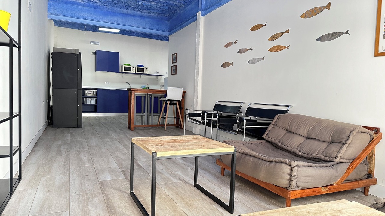 Photo of Livingroom in Roses Town Center