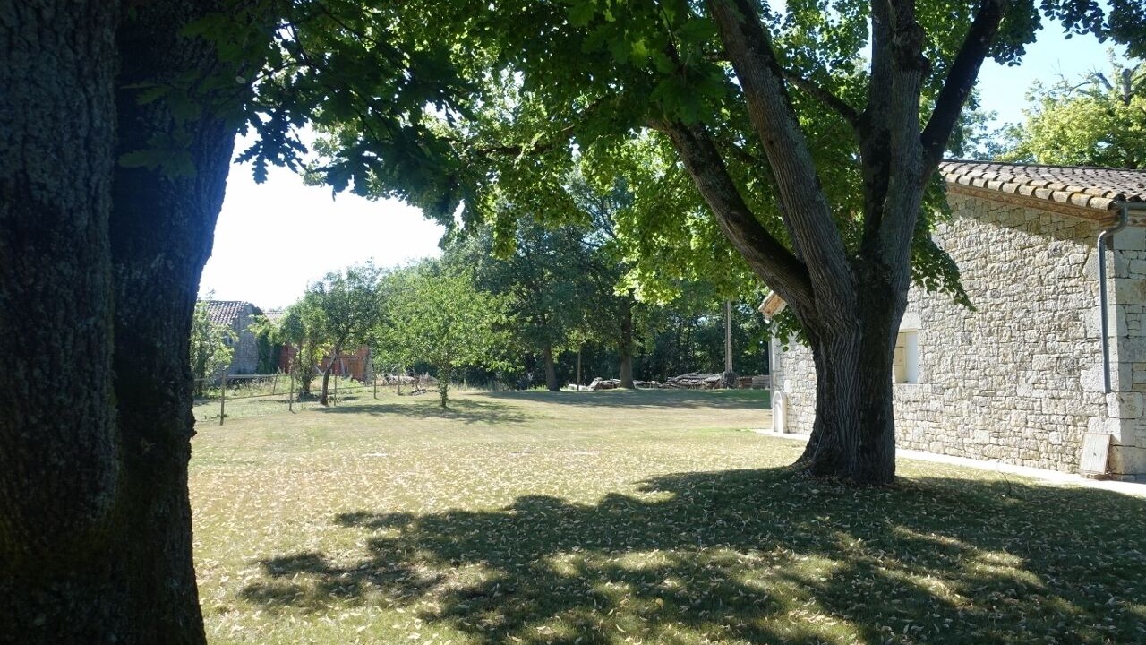Photo of Outdoor in Monbalen
