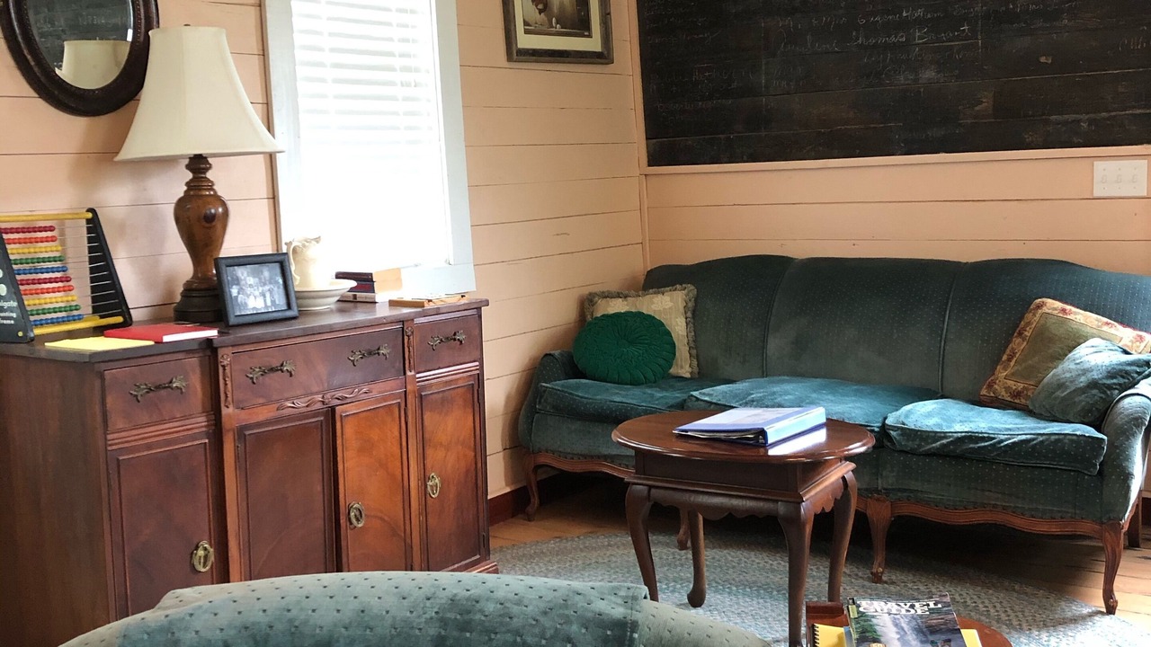 Photo of Livingroom in Huntsville