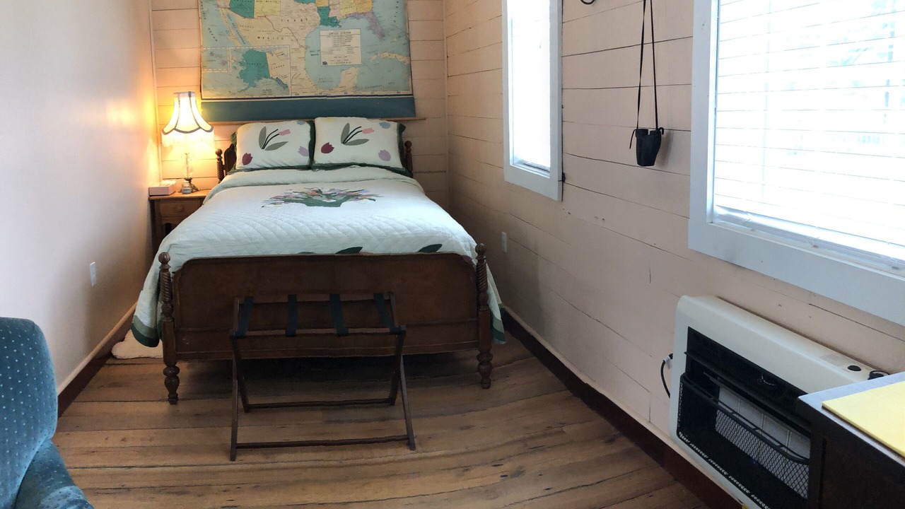 Photo of Bedroom in Huntsville
