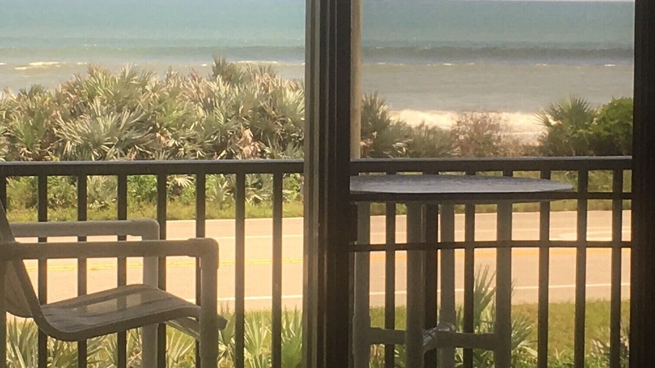 Photo of Patio Balcony in Ormond-by-the-Sea